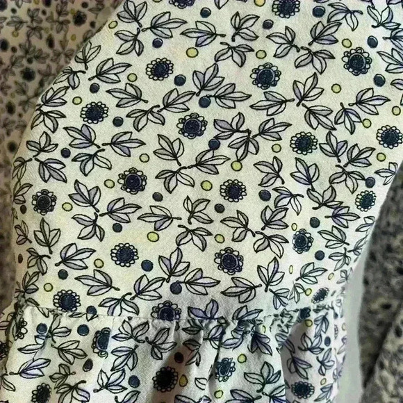 Ann Taylor Floral Blouse Size S - Picture 4 of 6